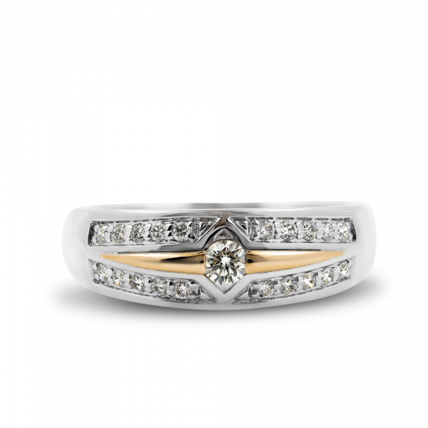 White Gold Ring with Diamonds 