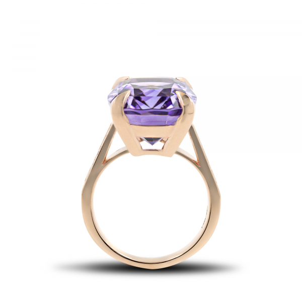 Gold Ring With Amethyst And Diamonds Lavender in Gold